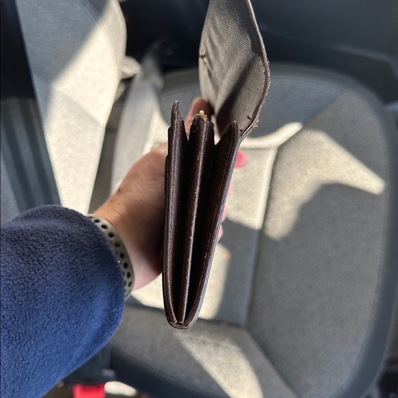 Authentic Louis Vuitton Damier Portefeuille Sarah Wallet - Picture 8 of 17